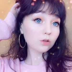 Meet your Posher, Madalyn